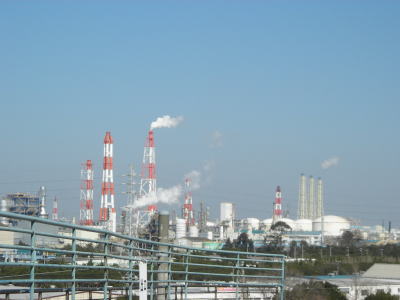 工場群の煙突