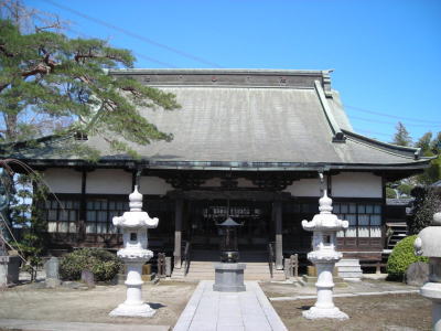 華蔵寺・本堂